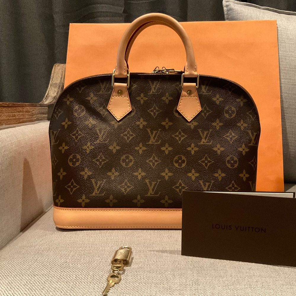 Louis Vuitton Alma PM